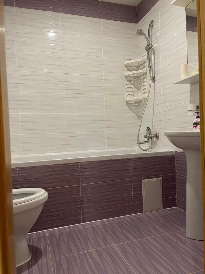 סומי Luxury Apartment Lavina מראה חיצוני תמונה