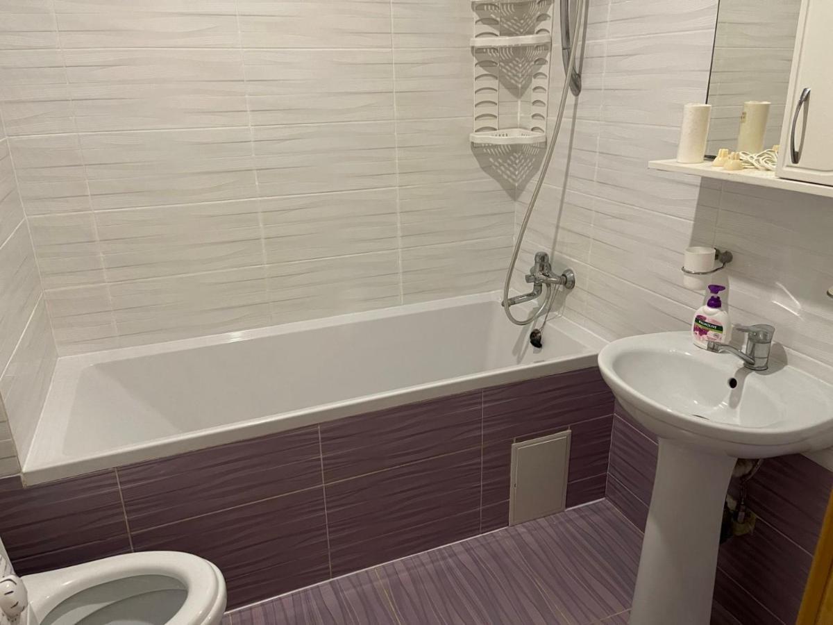 סומי Luxury Apartment Lavina מראה חיצוני תמונה