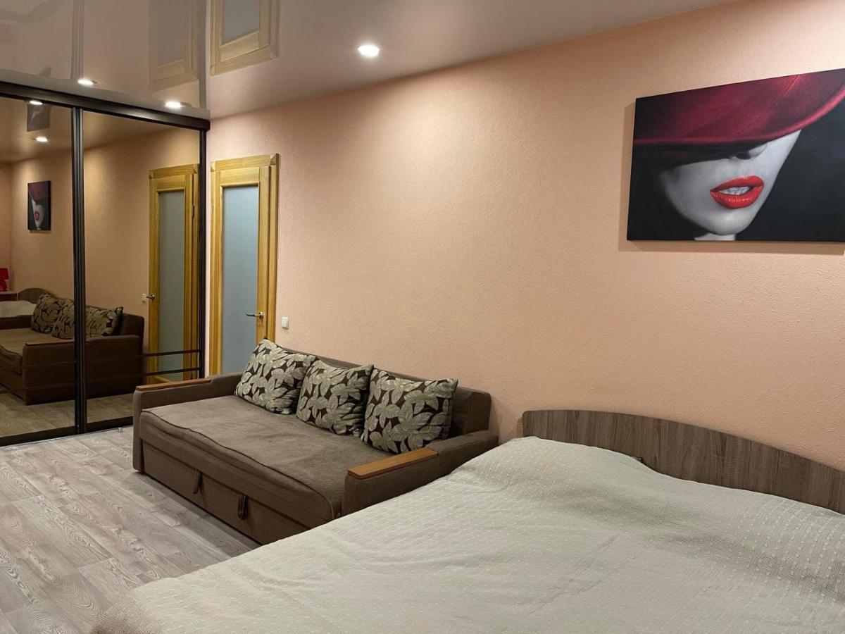סומי Luxury Apartment Lavina מראה חיצוני תמונה